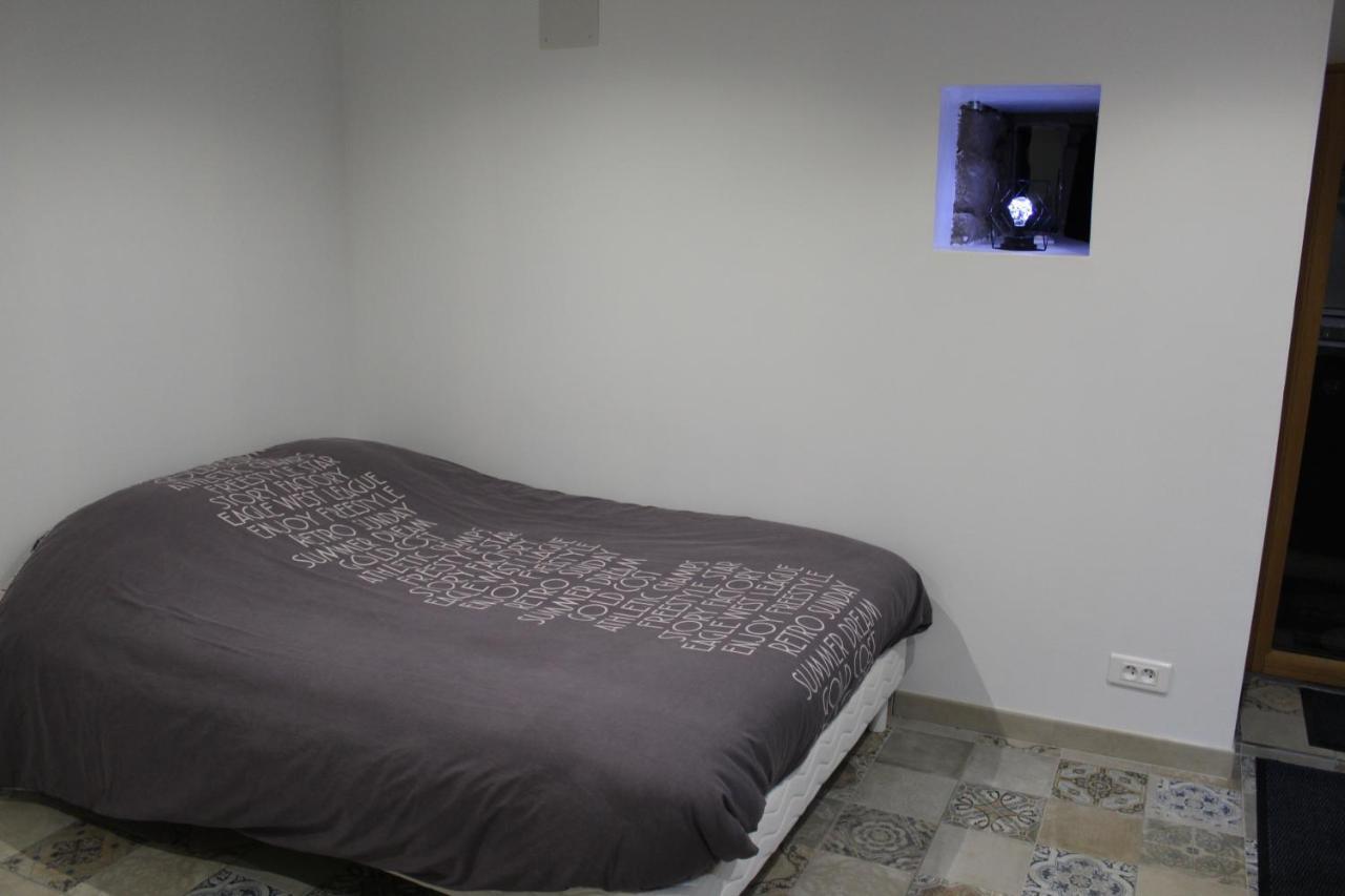 Studio De La Bourdonnais Guitté Εξωτερικό φωτογραφία